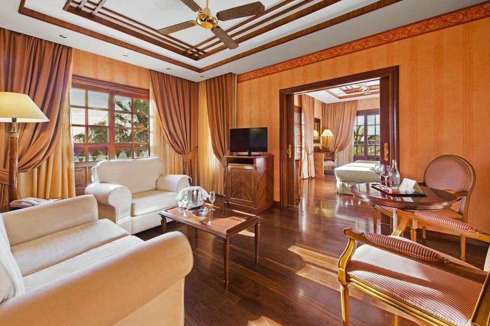 Elba Palace Golf Boutique Hotel أنتيغوا المظهر الخارجي الصورة