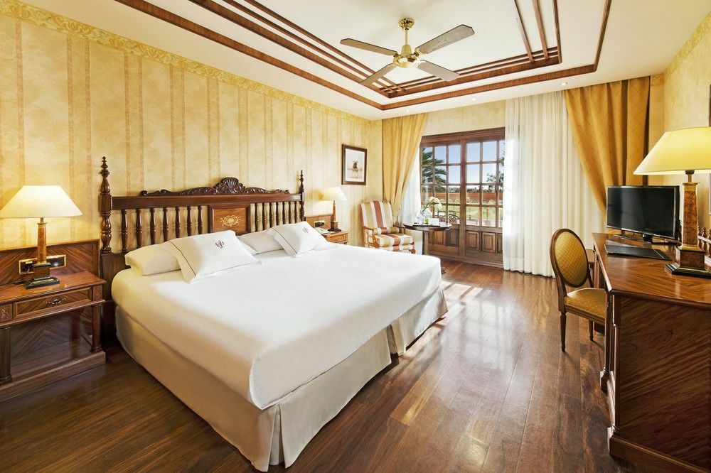 Elba Palace Golf Boutique Hotel أنتيغوا المظهر الخارجي الصورة